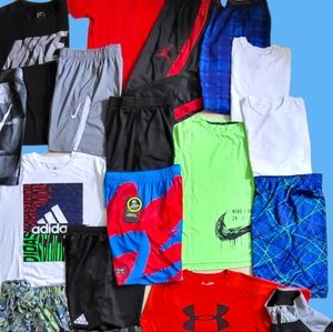 🌟 Nike boys clothing size (10-12).